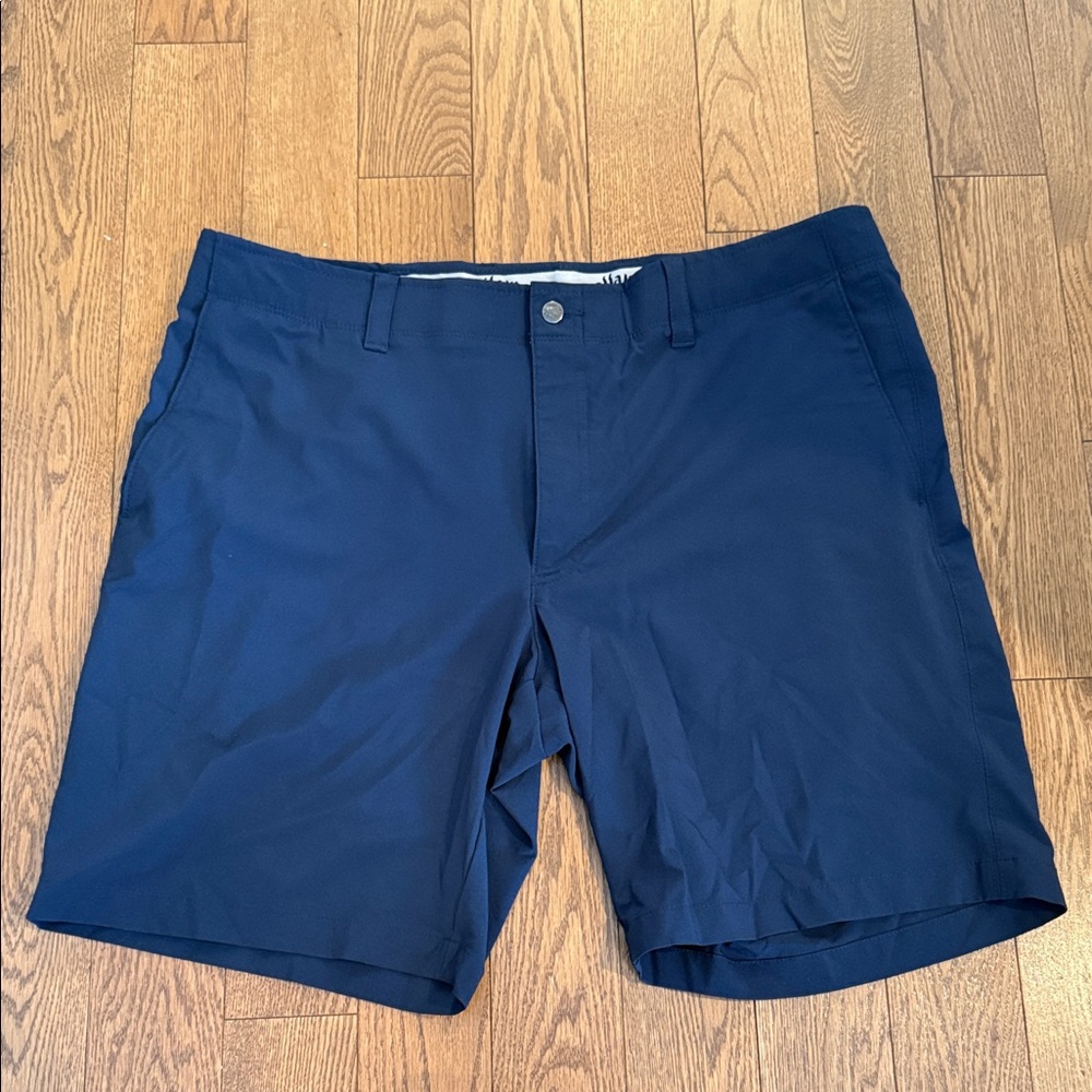 Callaway Men's Dark Blue Flat Front Golf Shorts | Size 38 | smoke free home
